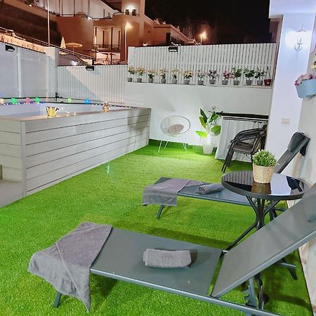 Big Villa Puerto Rico Streetfront With Private Saltwater Jacuzzi Pool, Bbq, Kitchen & 3 Terraces Near Shopping Center Puerto Rico (Gran Canaria) Exterior photo
