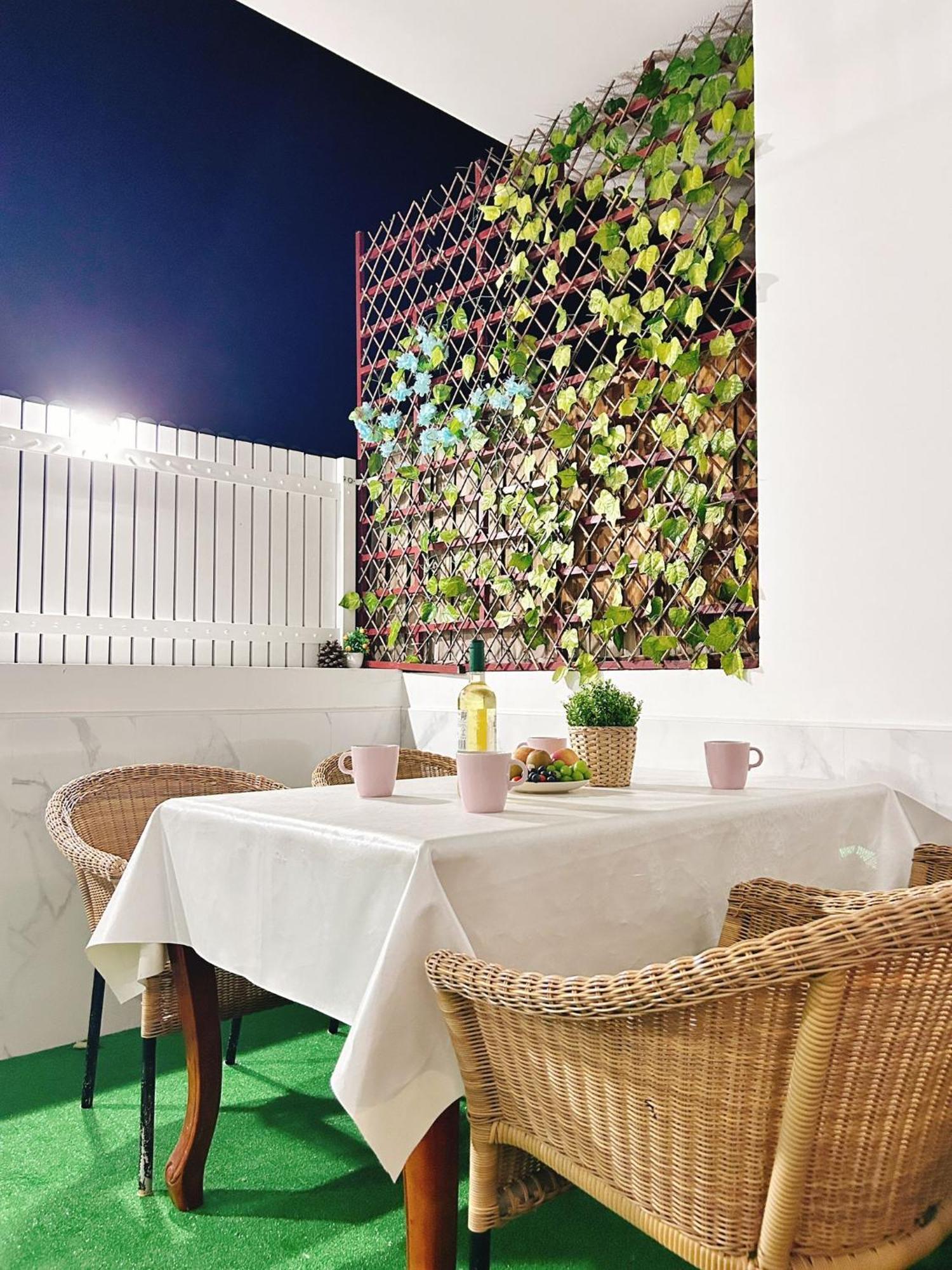 Big Villa Puerto Rico Streetfront With Private Saltwater Jacuzzi Pool, Bbq, Kitchen & 3 Terraces Near Shopping Center Puerto Rico (Gran Canaria) Exterior photo